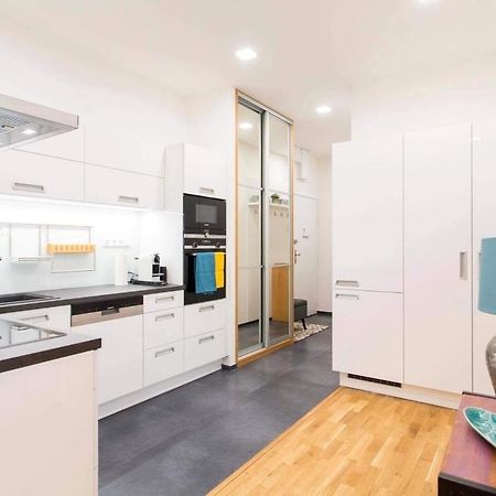براغ Friendly Private Room In The Sharing Flat المظهر الخارجي الصورة